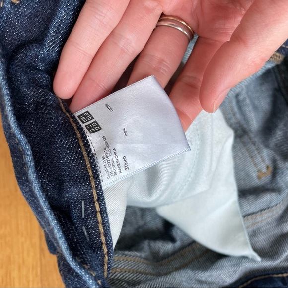 Uniqlo Straight Leg Dark Wash Jeans - Picture 2 of 5